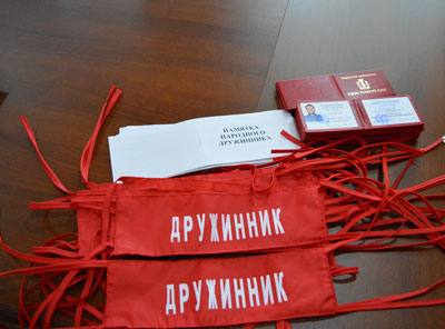 Членам добровольной студенческой дружины «Медуниверситет» были вручены удостоверения и повязки народных дружинников