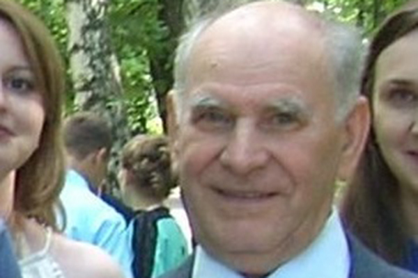 Коллектив университета поздравляет с 70-летием доктора биологических наук, профессора Александра Петровича Пустовалова