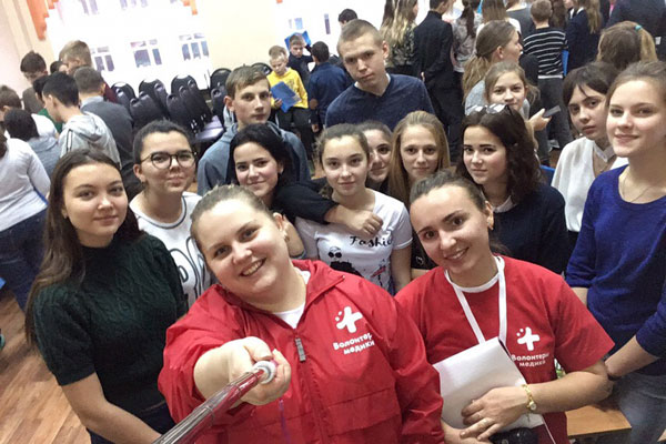 ДОБРОВОЛЬЦЫ ПРОДОЛЖАЮТ АКТИВНУЮ РАБОТУ В РАЙОНАХ ОБЛАСТИ 