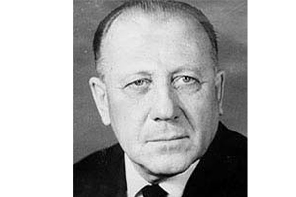 ИСТОРИЯ РЯЗГМУ. ВЫПУСКНИКИ ВСПОМИНАЮТ УЧИТЕЛЕЙ 