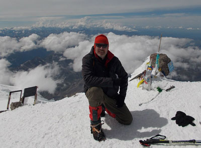 Команда туристического клуба РязГМУ покорила высшую точку Европы — гору Эльбрус