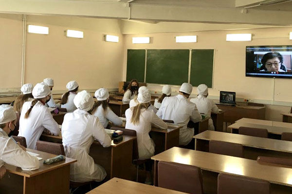 В ФОРМАТЕ ОНЛАЙН