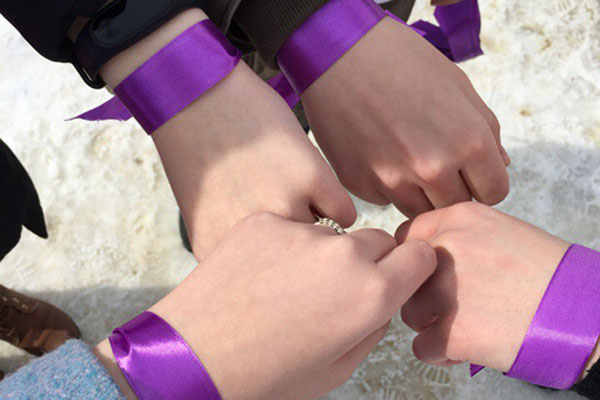 ВОЛОНТЕРЫ-МЕДИКИ РЯЗГМУ ПРОВЕЛИ АКЦИЮ «ФИОЛЕТОВЫЙ ДЕНЬ»