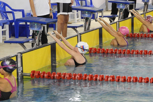 Маленькие пловцы со всей России соревновались в бассейне «Аквамед»