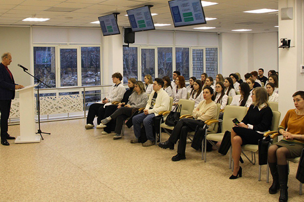 В РАМКАХ ПРОЕКТА «МЕДИЦИНСКИЙ ЛЕКТОРИЙ МИНЗДРАВА РОССИИ» ПРОШЛА ЛЕКЦИЯ АКАДЕМИКА ВЛАДИМИРА НЕРОЕВА ОБ ОРГАНИЗАЦИИ ОФТАЛЬМОЛОГИЧЕСКОЙ ПОМОЩИ