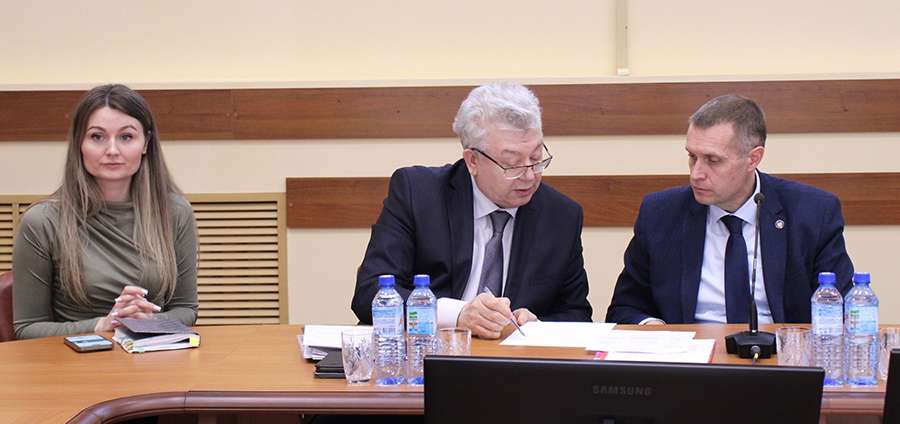 ЗАСЕДАНИЕ УЧЕНОГО СОВЕТА