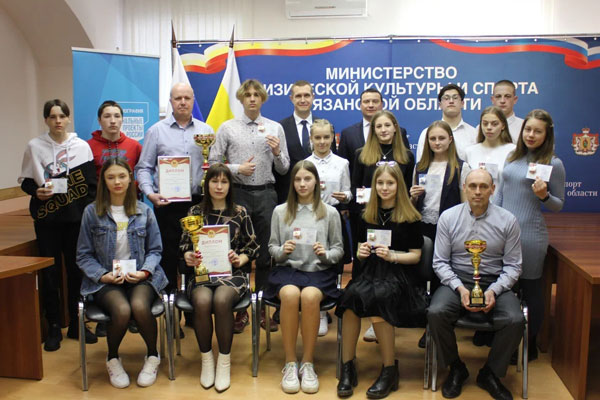 РОМАН КАЛИНИН ПРИНЯЛ УЧАСТИЕ ВО ВРУЧЕНИИ ЗНАКОВ ГТО