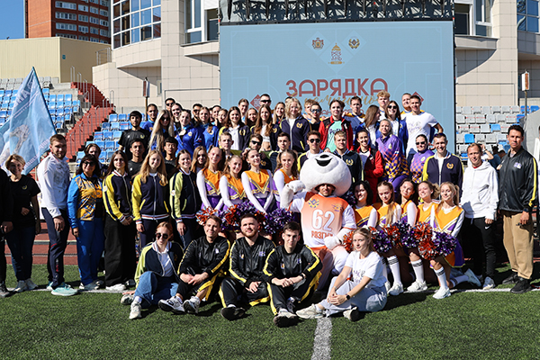 «ЗАРЯДКА С ЧЕМПИОНОМ – 2025»: СПОРТ, ТРАДИЦИИ И ЭНЕРГИЯ РЯЗАНИ