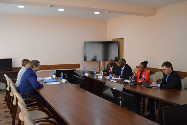 РязГМУ посетила правительственная делегация из ЮАР