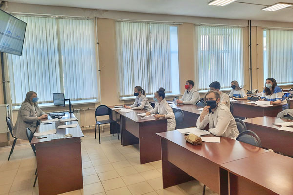 ПОДВЕДЕНЫ ИТОГИ ВНУТРИВУЗОВСКОЙ ОЛИМПИАДЫ ПО АНГЛИЙСКОМУ ЯЗЫКУ