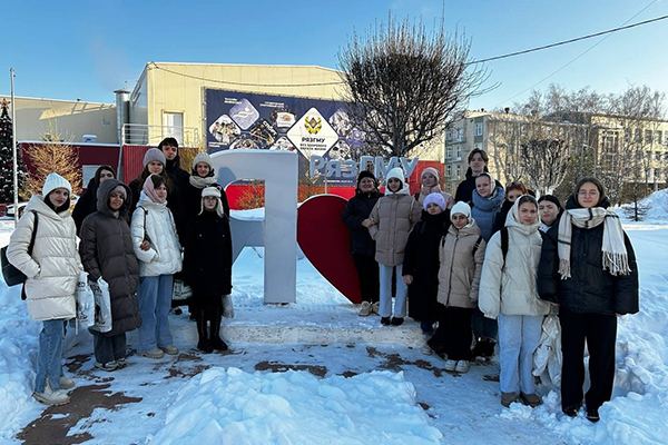 ШКОЛЬНИКИ ИЗ МЕДИЦИНСКИХ КЛАССОВ ТУЛЬСКОЙ ОБЛАСТИ ПРОШЛИ ОЧНОЕ ОБУЧЕНИЕ В СТЕНАХ УНИВЕРСИТЕТА 