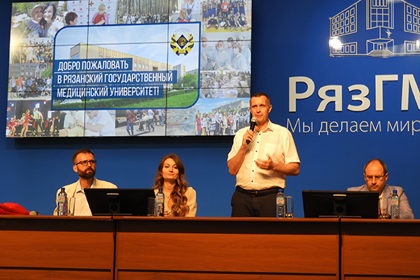 ДОБРО ПОЖАЛОВАТЬ, ПЕРВОКУРСНИКИ!