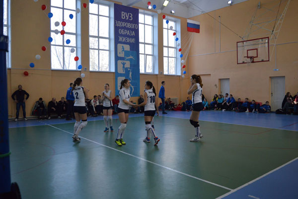 Женская волейбольная сборная РязГМУ – призер открытого городского чемпионата