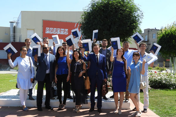 Состоялось торжественное собрание, посвященное выпуску аспирантов, освоивших программы подготовки научно-педагогических кадров