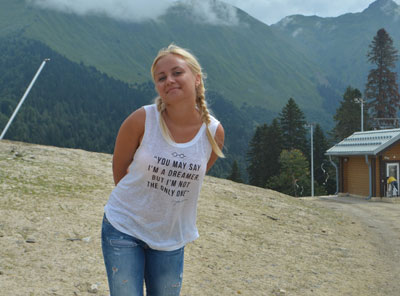 Давайте поможем нашей студентке победить рак!