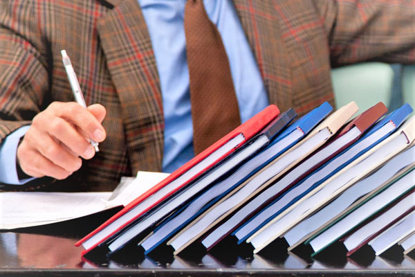 СРАЗУ ДВОИМ ПРЕПОДАВАТЕЛЯМ РЯЗГМУ ПРИСУЖДЕНА СТЕПЕНЬ ДОКТОРА НАУК