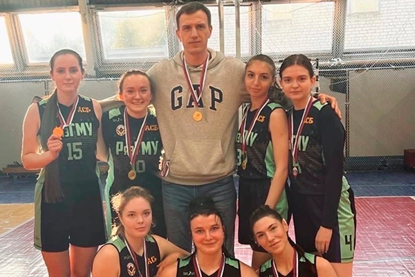 ЖЕНСКАЯ СБОРНАЯ ПО БАСКЕТБОЛУ – ПОБЕДИТЕЛЬ СОРЕВНОВАНИЙ СПАРТАКИАДЫ ВУЗОВ РЯЗАНИ