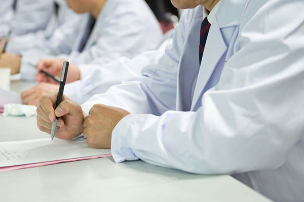 ПЕРВОКУРСНИКИ ПРОДЕМОНСТРИРОВАЛИ ЗНАНИЯ ПО ЕСТЕСТВЕННОНАУЧНЫМ ДИСЦИПЛИНАМ