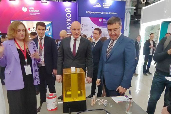 УНИВЕРСАЛЬНАЯ ЛИТЕЙНАЯ ФОРМА ДЛЯ СОЗДАНИЯ МОДЕЛЕЙ КРОВЕНОСНЫХ СОСУДОВ, РАЗРАБОТАННАЯ В РЯЗГМУ БЫЛА ОТМЕЧЕНА ДМИТРИЕМ ЧЕРНЫШЕНКО И ВАЛЕРИЕМ ФАЛЬКОВЫМ НА КОНГРЕССЕ МОЛОДЫХ УЧЕНЫХ