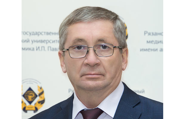 ПРОФЕССОРУ РЯЗГМУ ПРИСВОЕНО ПОЧЕТНОЕ ЗВАНИЕ «ЗАСЛУЖЕННЫЙ ДЕЯТЕЛЬ НАУКИ РОССИЙСКОЙ ФЕДЕРАЦИИ»