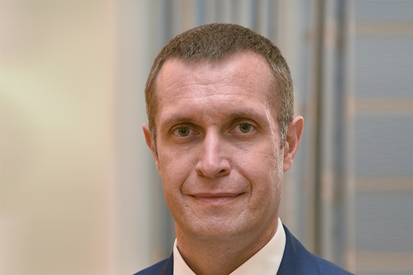 ПОЗДРАВЛЕНИЕ РЕКТОРА УНИВЕРСИТЕТА, ПРОФЕССОРА РОМАНА ЕВГЕНЬЕВИЧА КАЛИНИНА С ДНЕМ ЗНАНИЙ