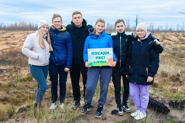 СТУДЕНТЫ РЯЗГМУ ВНОСЯТ ВКЛАД В ОЗЕЛЕНЕНИЕ СТРАНЫ 