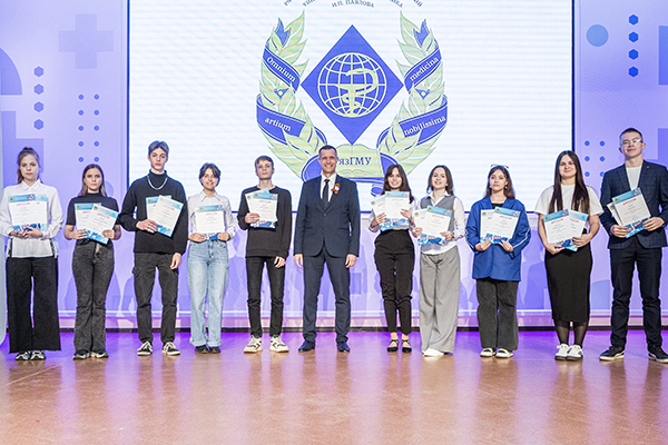 ВАШИ ПОБЕДЫ – ПУТЬ В БУДУЩЕЕ МЕДИЦИНЫ 