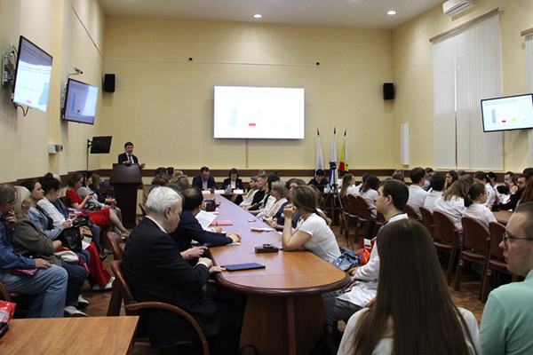 В РЯЗГМУ ОБСУДИЛИ ПРОГРАММУ ПРОФИЛАКТИКИ СТОМАТОЛОГИЧЕСКИХ ЗАБОЛЕВАНИЙ