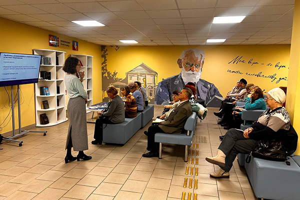 СОТРУДНИКИ И СТУДЕНТЫ РЯЗГМУ ПРОВЕЛИ ЗАНЯТИЕ О ПРОБЛЕМАХ С ПИЩЕВАРЕНИЕМ