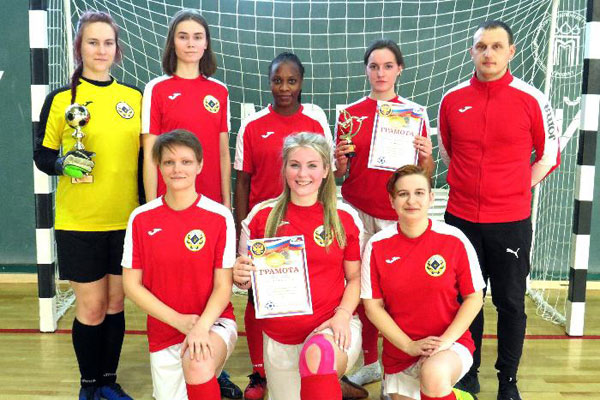 ПОБЕДЫ ЖЕНСКОЙ И МУЖСКОЙ СБОРНЫХ РЯЗГМУ ПО МИНИ-ФУТБОЛУ