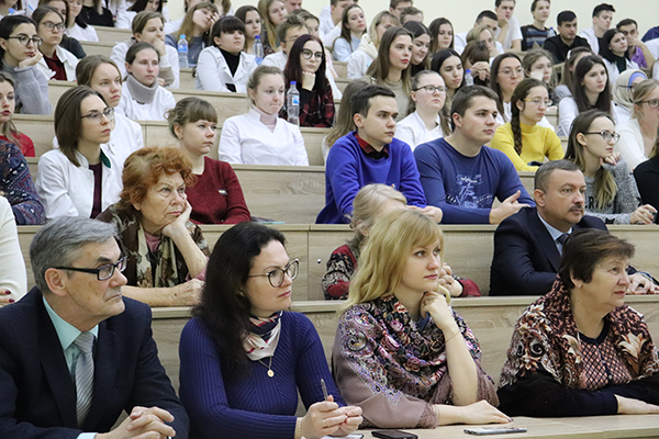 В УНИВЕРСИТЕТЕ ОБСУДИЛИ СОТРУДНИЧЕСТВО С КРУПНЕЙШЕЙ ФАРМАЦЕВТИЧЕСКОЙ КОМПАНИЕЙ