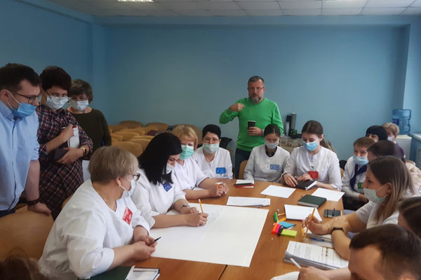 СОТРУДНИКИ РЯЗГМУ ВОШЛИ В ЭКСПЕРТНУЮ ГРУППУ ПИЛОТНОГО ПРОЕКТА «ФОРМИРОВАНИЕ МОДЕЛЕЙ ОРГАНИЗАЦИИ ПЕРВИЧНОГО ЗВЕНА, ОСНОВАННЫХ НА ПРИНЦИПАХ ЦЕННОСТНООРИЕНТИРОВАННОГО ЗДРАВООХРАНЕНИЯ»