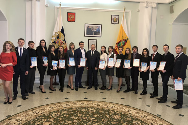 СОТРУДНИКИ И ОБУЧАЮЩИЕСЯ РЯЗГМУ СТАЛИ ОБЛАДАТЕЛЯМИ ПРЕМИИ «МОЛОДОЙ УЧЕНЫЙ ГОДА»