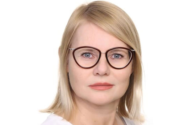 ОТЛИЧНИК ЗДРАВООХРАНЕНИЯ 