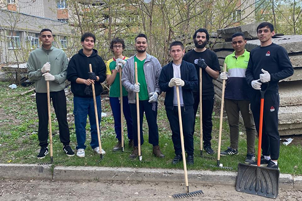 STUDENTS WHO WANT TO MAKE THE WORLD A BETTER PLACE...