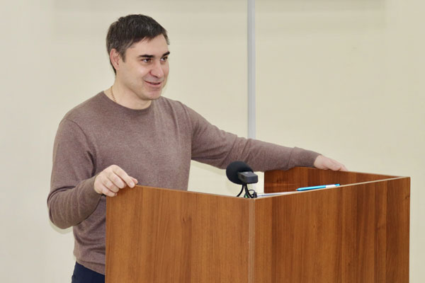 ЮБИЛЕЙ ПРАЗДНУЕТ ДМИТРИЙ АНАТОЛЬЕВИЧ ХУБЕЗОВ