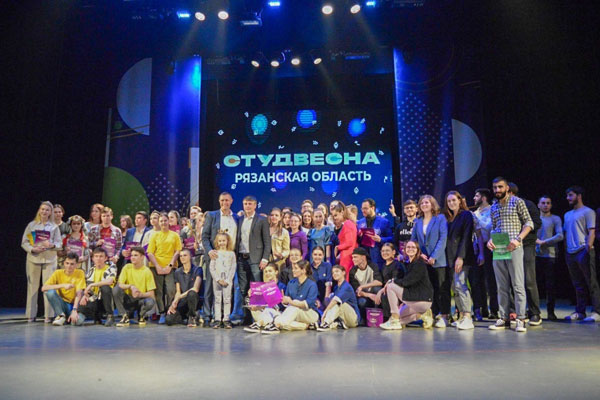 ПОБЕДНЫЕ ВЫХОДНЫЕ