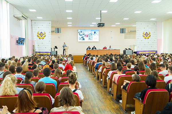  ДОБРО ПОЖАЛОВАТЬ, ПЕРВОКУРСНИКИ РЯЗГМУ