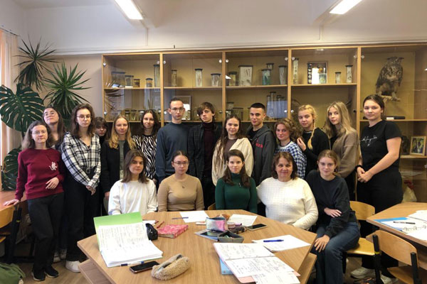 МЕДИЦИНСКИЕ КЛАССЫ НА ОБРАЗОВАТЕЛЬНОЙ СЕССИИ В РЯЗГМУ