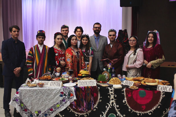 NOUVEAU PRINTEMPS - NOUVELLE ANNÉE