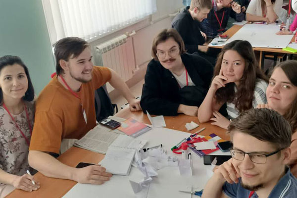 УЧИМСЯ ФОРМИРОВАТЬ УСПЕШНУЮ БИЗНЕС-КОМАНДУ