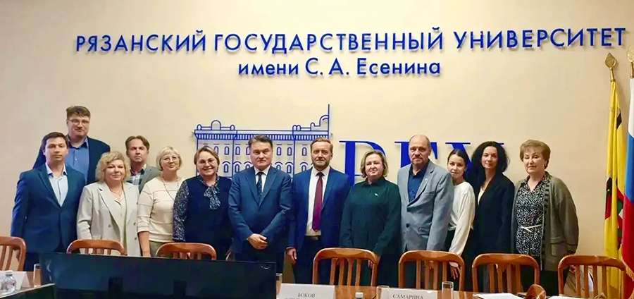 ПРЕДСТАВИТЕЛИ РЯЗГМУ ПОДЕЛИЛИСЬ ОПЫТОМ НА МЕЖВУЗОВСКОЙ ПЛОЩАДКЕ