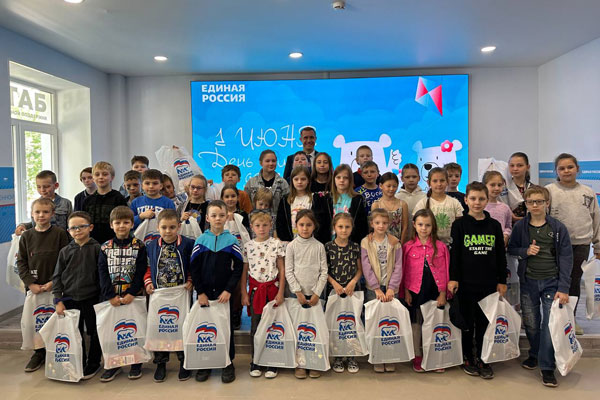 РОМАН КАЛИНИН ОТВЕТИЛ НА ДЕТСКИЕ ВОПРОСЫ